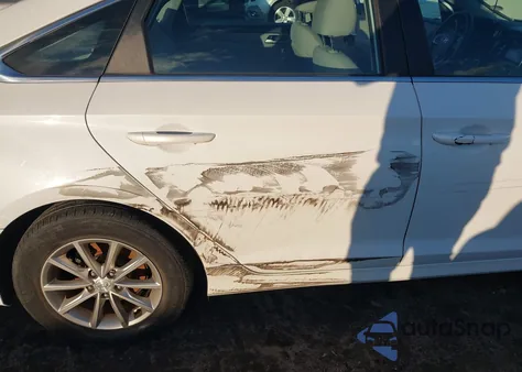 2018 Hyundai Sonata Se из США, поврежденный, VIN 5NPE24AF3JH679132